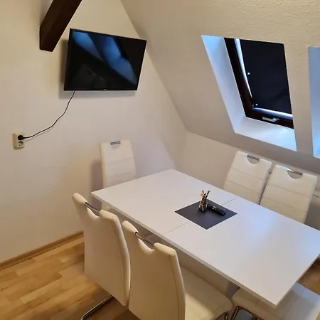 Apartment Wieko Leibnizstr. H1, Dg Links Plauen